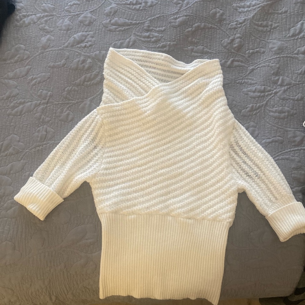 Bebe cream sweater top